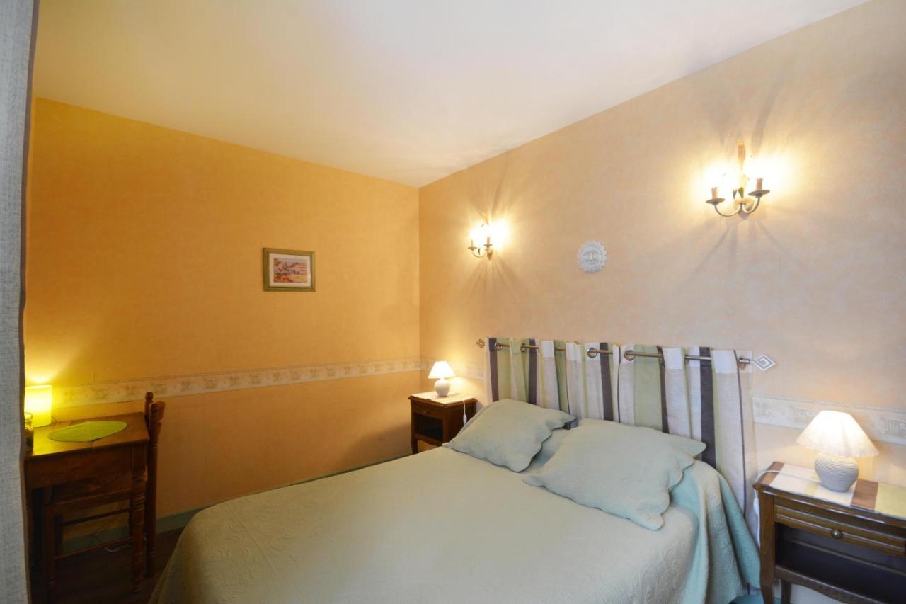 Chambre D'Hotes Au Vieux Chene Grillon エクステリア 写真